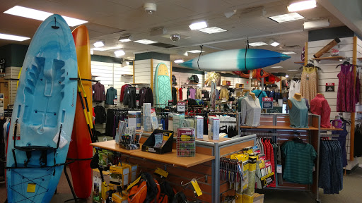 Outdoor Sports Store «Eastern Mountain Sports», reviews and photos, 1513 Iyannough Rd, Hyannis, MA 02601, USA
