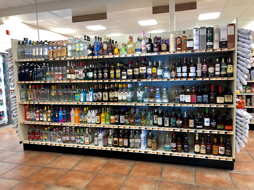 Grocery Store «Block Island Grocery», reviews and photos, 242 Ocean Ave, New Shoreham, RI 02807, USA