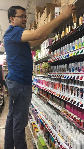 Beauty Supply Store «Discount Beauty Supply Nmb», reviews and photos, 1601 NE 163rd St, North Miami Beach, FL 33162, USA