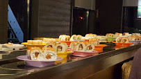 Atmosphère du Restaurant japonais Fujiya Sushi I Buffet à volonté à Le Petit-Quevilly - n°12