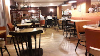 Atmosphère du Restaurant français L'auberge du menhir à Saint-Nazaire - n°3