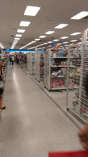 Clothing Store «Ross Dress for Less», reviews and photos, 16930 San Fernando Mission Blvd, Granada Hills, CA 91344, USA