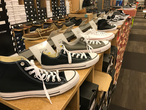 Shoe Store «DSW Designer Shoe Warehouse», reviews and photos, 1650 Airport Blvd #350, Pensacola, FL 32504, USA