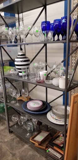Thrift Store «Pomona Valley Habitat For Humanity ReStore», reviews and photos, 4609 Holt Blvd, Montclair, CA 91763, USA