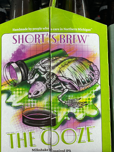 Liquor Store «Royal Liquor», reviews and photos, 808 Center Rd #3, Flint, MI 48506, USA