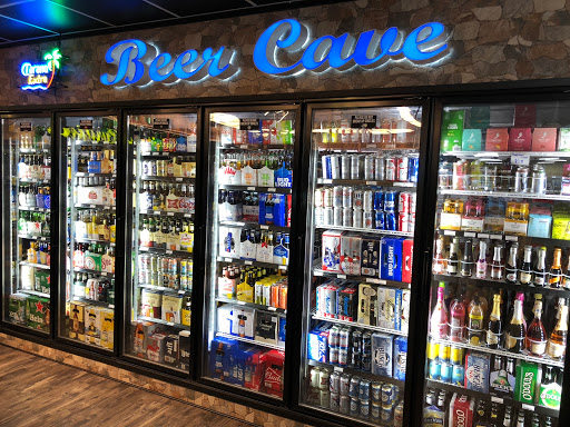 Liquor Store «Town Line Wine & Spirits», reviews and photos, 2430 Foxon Rd, North Branford, CT 06471, USA