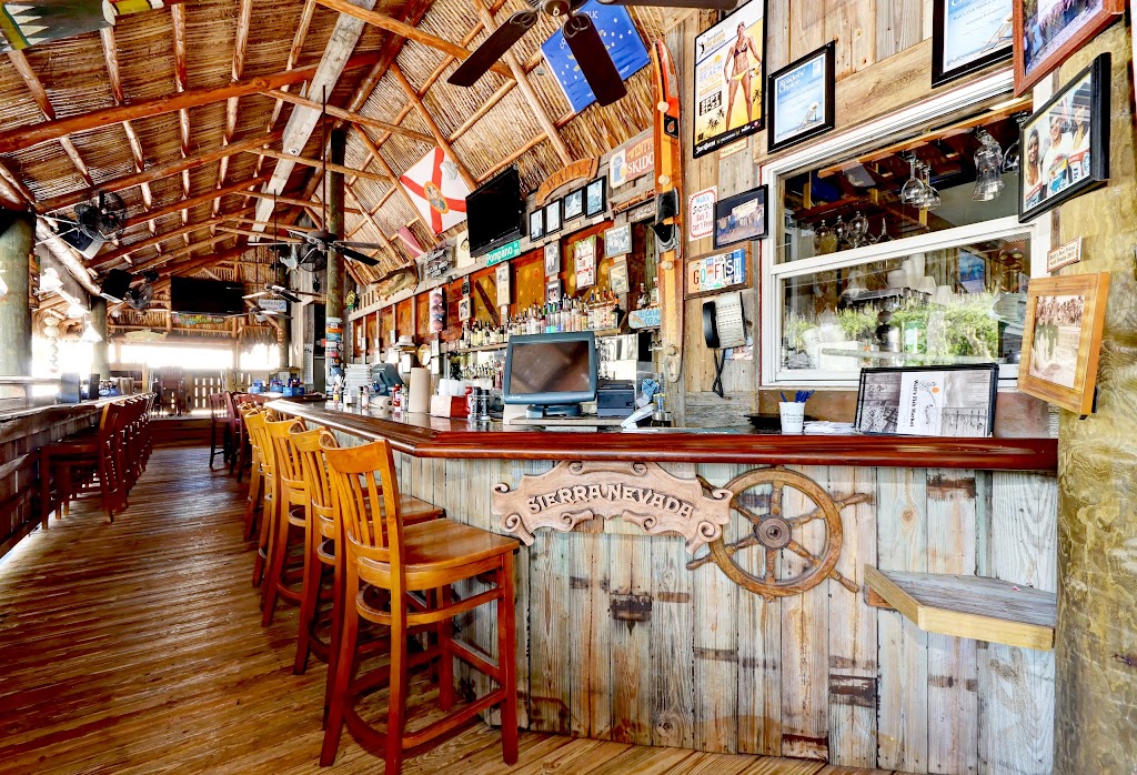 Walt's Fish Market Restaurant 34231