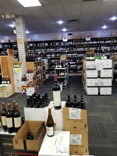 Liquor Store «World Wines & Liquor», reviews and photos, 8760 Mentor Ave, Mentor, OH 44060, USA