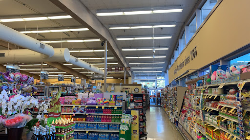 Grocery Store «Safeway», reviews and photos, 401 E Columbia River Hwy, Clatskanie, OR 97016, USA