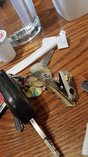 American Restaurant «Cracker Barrel Old Country Store», reviews and photos, 380 N Jacob Dr, Bloomington, IN 47404, USA