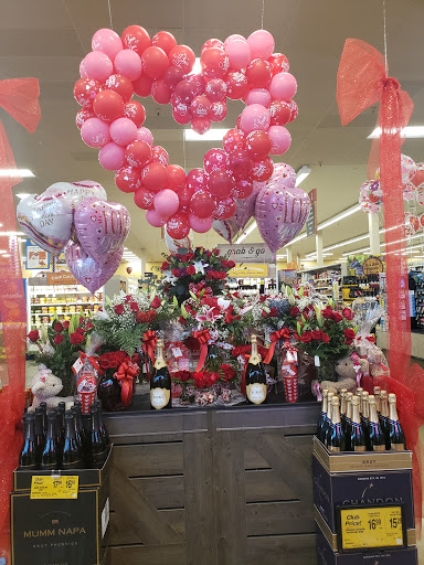 Grocery Store «Safeway», reviews and photos, 838 Sir Francis Drake Blvd, San Anselmo, CA 94960, USA