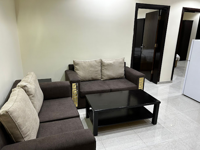 Opinii despre أجنحة وارفه لشقق المخدومة WAREFA SERVICED APARTMENTS în الطائف - فندق