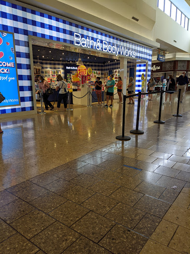 Shopping Mall «Greenwood Mall», reviews and photos, 2625 Scottsville Rd, Bowling Green, KY 42104, USA