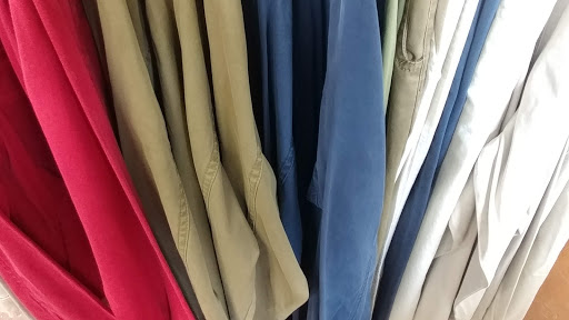 Clothing Store «Pendleton Washougal Mill Store», reviews and photos, 2 Pendleton Way, Washougal, WA 98671, USA