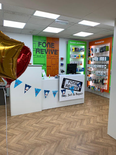 Reviews of Fone Revive in Leeds - Cell phone store