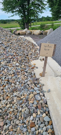 J&R Landscape Supply Co - Photo 4 - Car repair in Canfield, OH, Youngstown