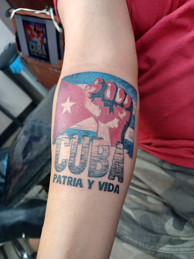 Tattoo Shop «Distinctive Ink», reviews and photos, 8415 Rosemead Blvd, Pico Rivera, CA 90660, USA