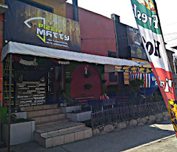 mifadami La Roma Pizza Hamburguesas photo