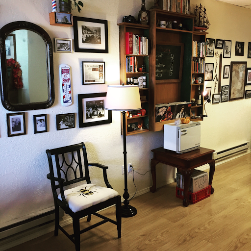 Barber Shop «DeRosso Brothers Tattoo and Barber», reviews and photos, 7907 SW 37th Ave, Portland, OR 97219, USA