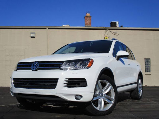 Auto Repair Shop «Autohaus Service and Sales», reviews and photos, 4411 Delemere Blvd, Royal Oak, MI 48073, USA