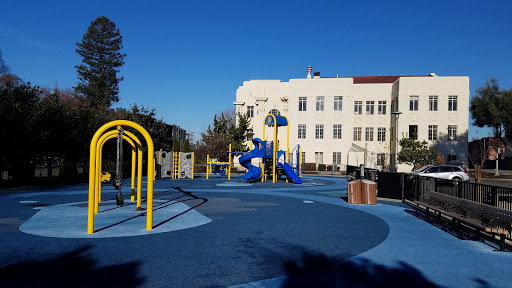 Children's Park at Giuliani Plaza