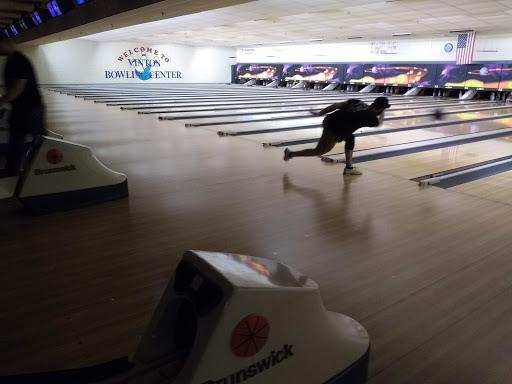 Bowling Alley «Vinton Bowling Center», reviews and photos, 1200 Vinyard Rd, Vinton, VA 24179, USA