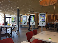 Atmosphère du Restauration rapide McDonald's La Ville Aux Dames - n°5