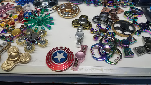 Tobacco Shop «Blue Smoke Shop», reviews and photos, 6703 N Kings Hwy, Myrtle Beach, SC 29572, USA