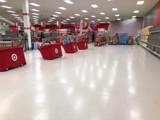 Department Store «Target», reviews and photos, 100 Willow St, Farmingdale, NY 11735, USA