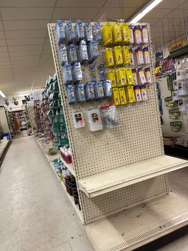 Sporting Goods Store «Hunters Gallery», reviews and photos, 237 Mt Cobb Hwy, Hamlin, PA 18427, USA
