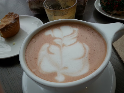 Coffee Shop «Intelligentsia Coffee Old Town Coffeebar», reviews and photos, 1233 N Wells St, Chicago, IL 60610, USA