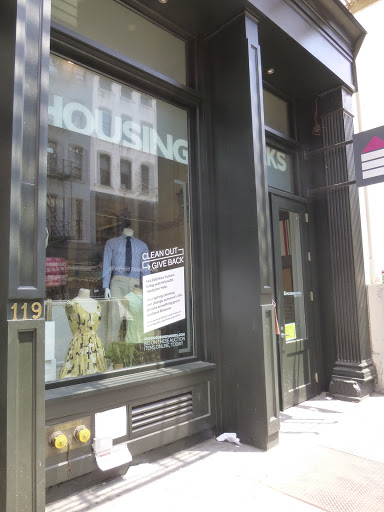 Thrift Store «Housing Works Thrift Shops», reviews and photos, 119 Chambers St, New York, NY 10007, USA