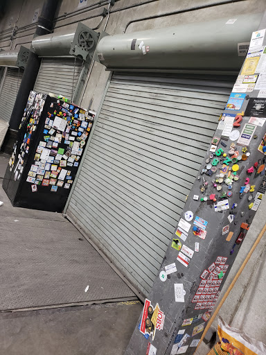 Furniture Store «RC Willey Intermountain Distribution Center», reviews and photos, 256 S 5500 W, Salt Lake City, UT 84104, USA