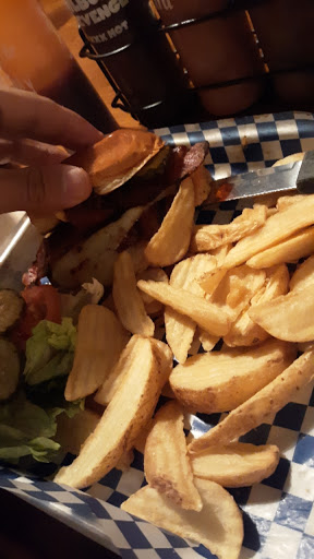 Bar & Grill «C I Bar & Grill», reviews and photos, 18786 SW Boones Ferry Rd, Tualatin, OR 97062, USA