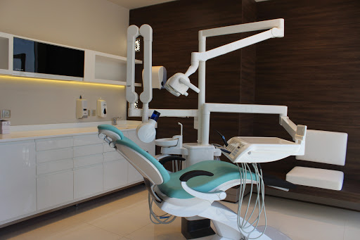 عيادات دنتل هاوس Dental House Clinics 