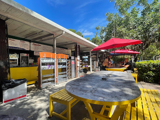 Produce Market «Wayside Fruit & Vegetable», reviews and photos, 10070 SW 57th Ave, Pinecrest, FL 33156, USA