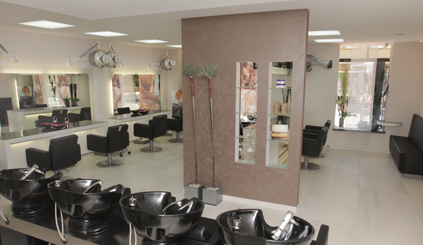 Salon Image