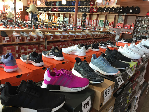 Shoe Store «Shoe City - Anaheim», reviews and photos, 101 E Ball Rd, Anaheim, CA 92805, USA