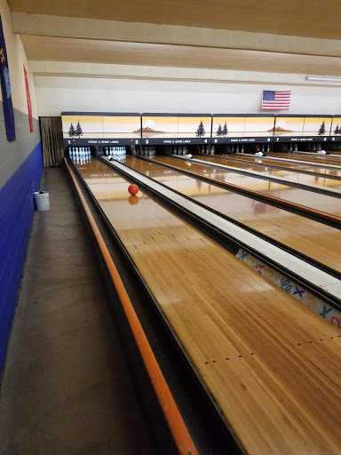 Bowling Alley «Strike & Spare Bowling Lanes», reviews and photos, 301 Highland Dr, Lodi, OH 44254, USA