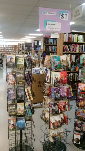 Book Store «Half Price Books Outlet», reviews and photos, 1785 Campbell Ln, Bowling Green, KY 42104, USA