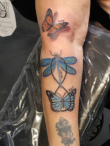 Tattoo Shop «Rockstar Tattoo», reviews and photos, 31050 Gratiot Ave, Roseville, MI 48066, USA