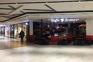 Waffle Brothers Gropius image