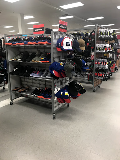 Department Store «T.J. Maxx», reviews and photos, 68 Frontage Rd, East Haven, CT 06512, USA