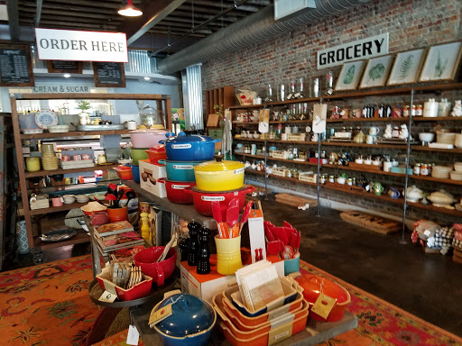 Market «Birdies Market & Catering | Grassroots Coffee», reviews and photos, 206 N Patterson St, Valdosta, GA 31601, USA