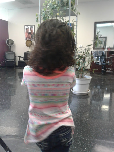 Beauty Salon «A Cut Above Family Haircare», reviews and photos, 3960 N Oracle Rd, Tucson, AZ 85705, USA