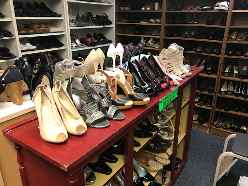 Thrift Store «New Life Thrift, Inc.», reviews and photos, 800 Easton Rd, Glenside, PA 19038, USA