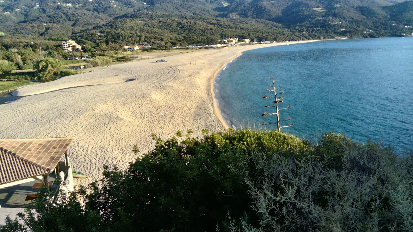 Photo of Stagnone beach and the settlement