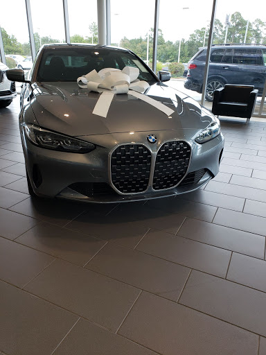 BMW Dealer «BMW of Houston North in The Woodlands», reviews and photos, 17830 N Fwy Service Rd, The Woodlands, TX 77384, USA