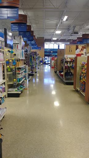 Pet Supply Store «PetSmart», reviews and photos, 2718 Legends Pkwy, Prattville, AL 36066, USA