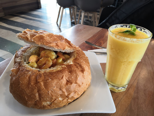 Opiniones de Crepes & Waffles en Quito - Cafetería